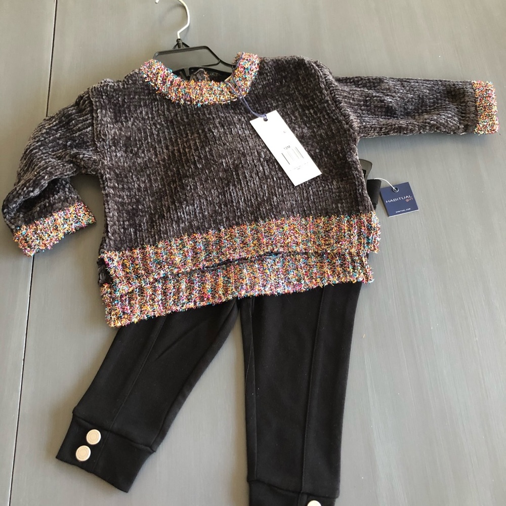 Brand new with tags! Baby girl outfit by Habitual.
